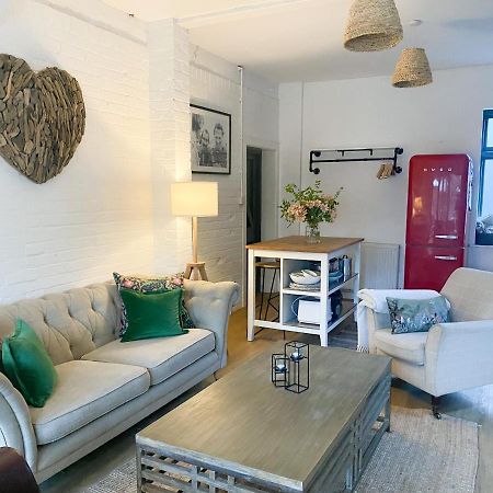 The Coach House - Bournemouthヴィラ エクステリア 写真