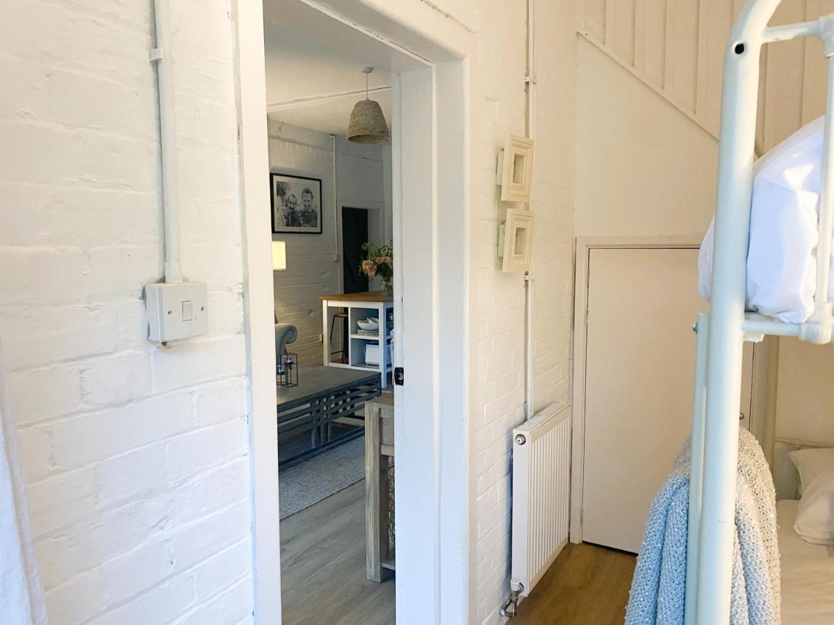 The Coach House - Bournemouthヴィラ エクステリア 写真